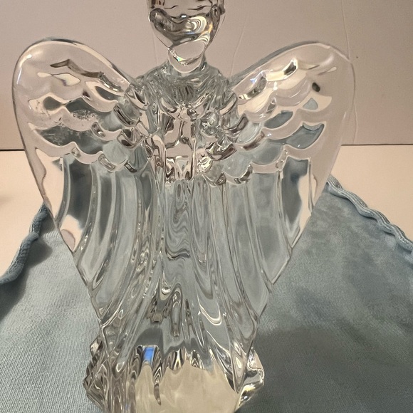 Crystal Angel Figurine - Picture 5 of 10